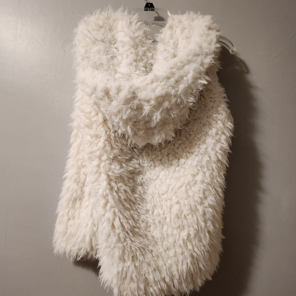 NWT Aeropostle Vest Size S Hooded
